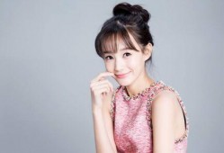 娱乐圈吃瓜文怎么写女主,瓜田里的璀璨女主角